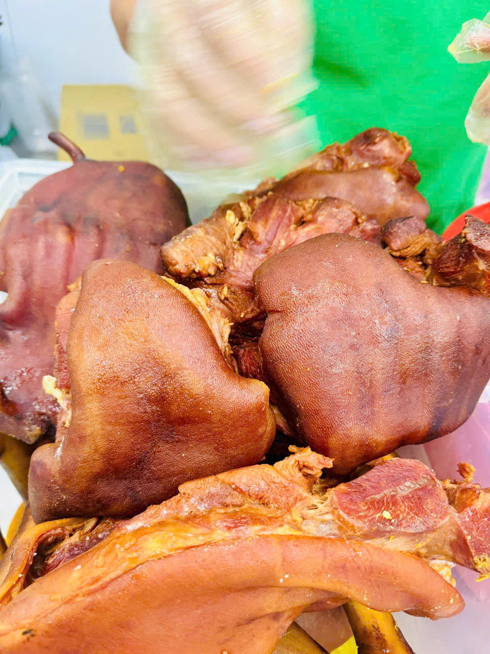 THỊT DÊ Ủ XÌ DẦU
