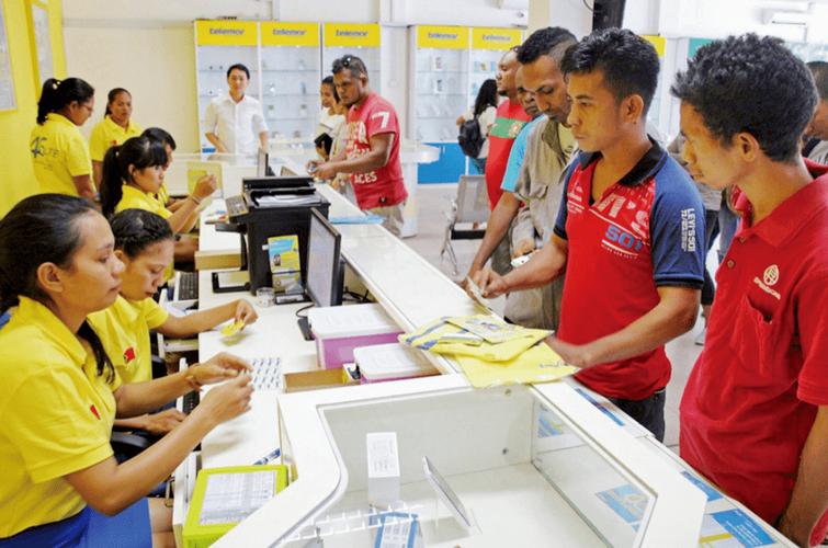 Cử tri phải tự mình đi bầu cử, không được nhờ người khác bầu cử thay