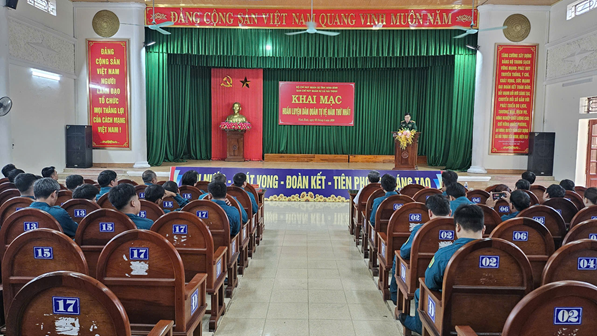 Khai mạc huấn luyện Dân quân tự vệ xã Hải Thịnh năm 2026 