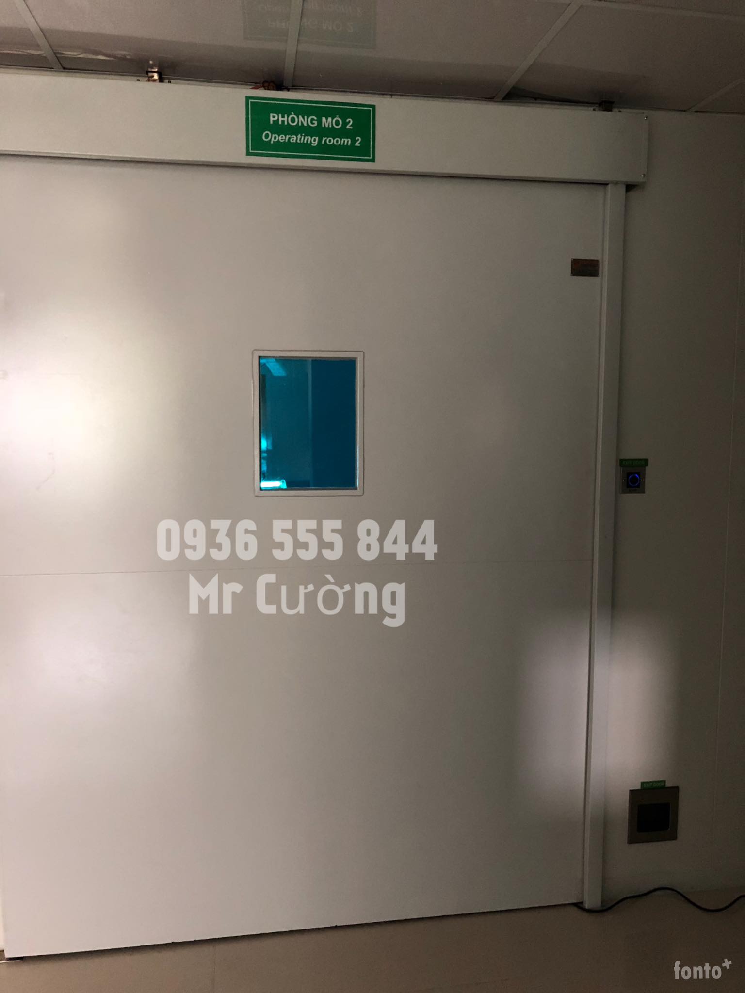 Cửa phòng mổ bệnh viện