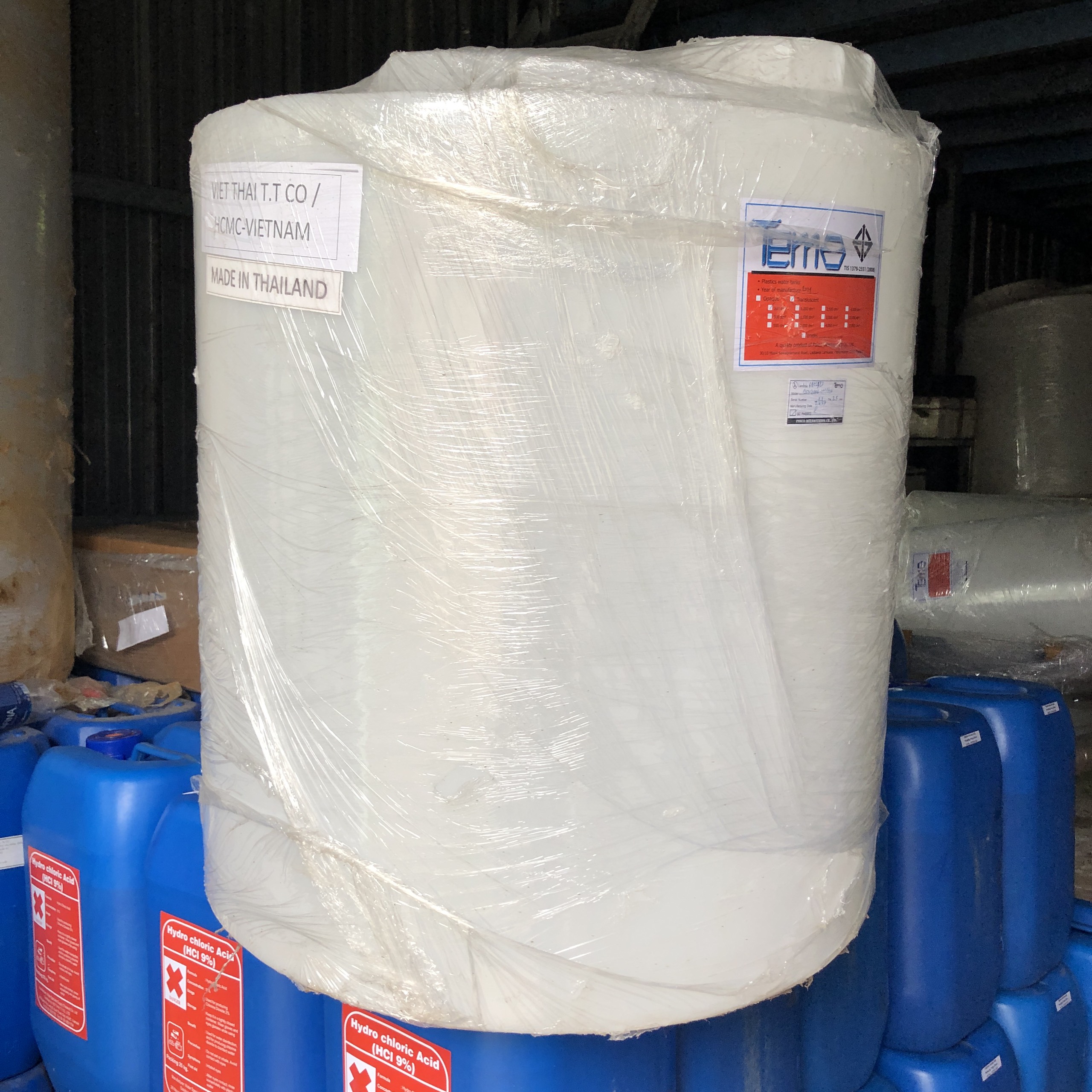 Bồn chứa hóa chất 200 lít Tema/Pakco Thái Lan