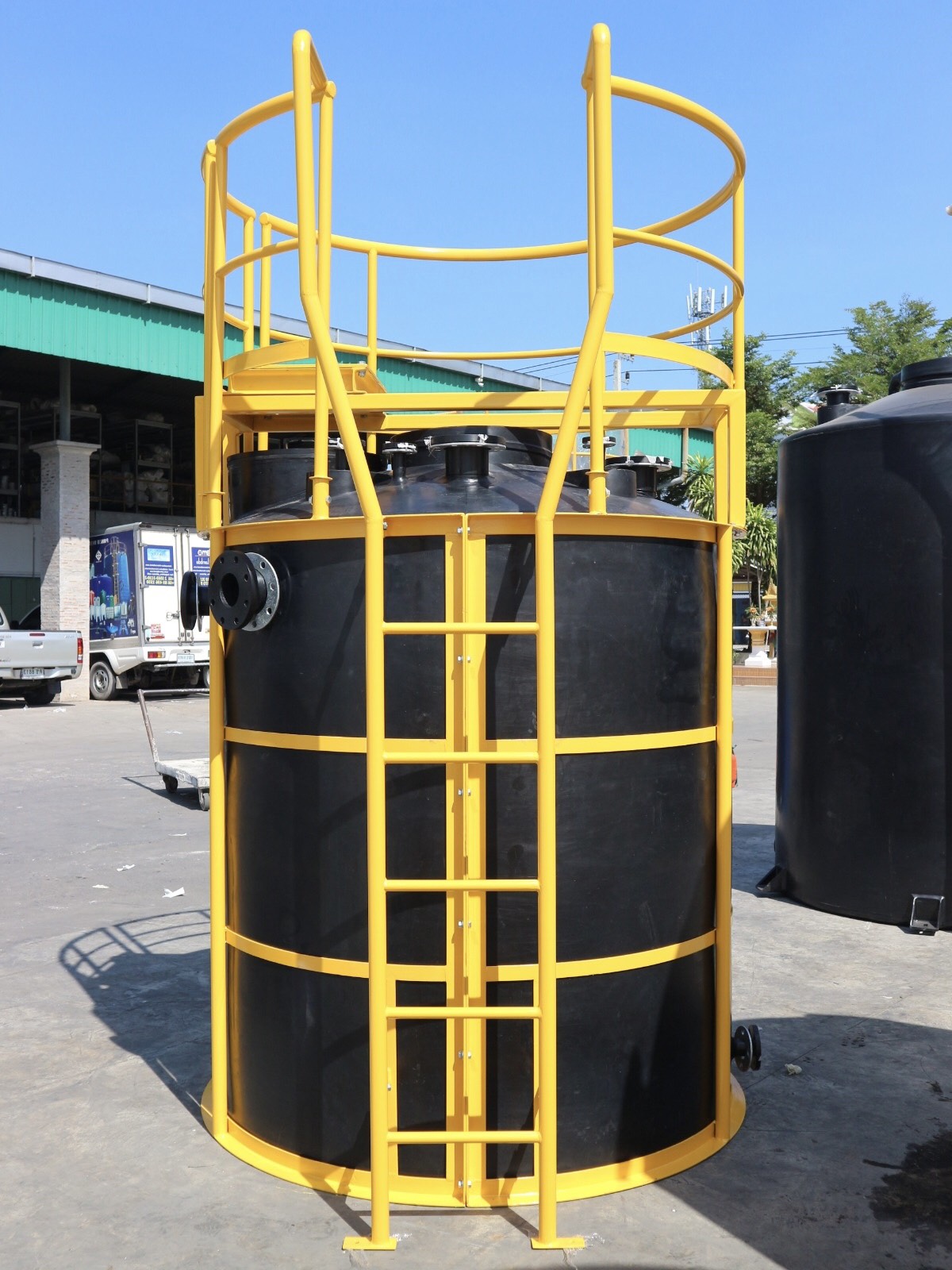 Bồn chứa hóa chất 2000 lít Tema/Pakco
