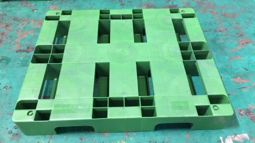 Pallet nhựa 17kg 1200x1000x150mm xanh lá