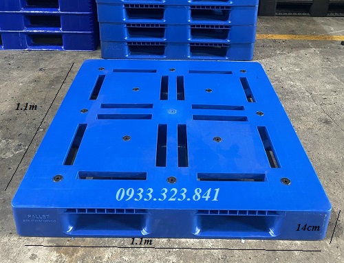 Pallet nhựa mặt đá màu xanh