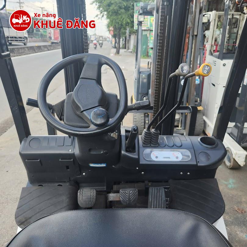 Xe nâng 1.5 tấn máy dầu cũ hiệu Unicarriers FD15T14