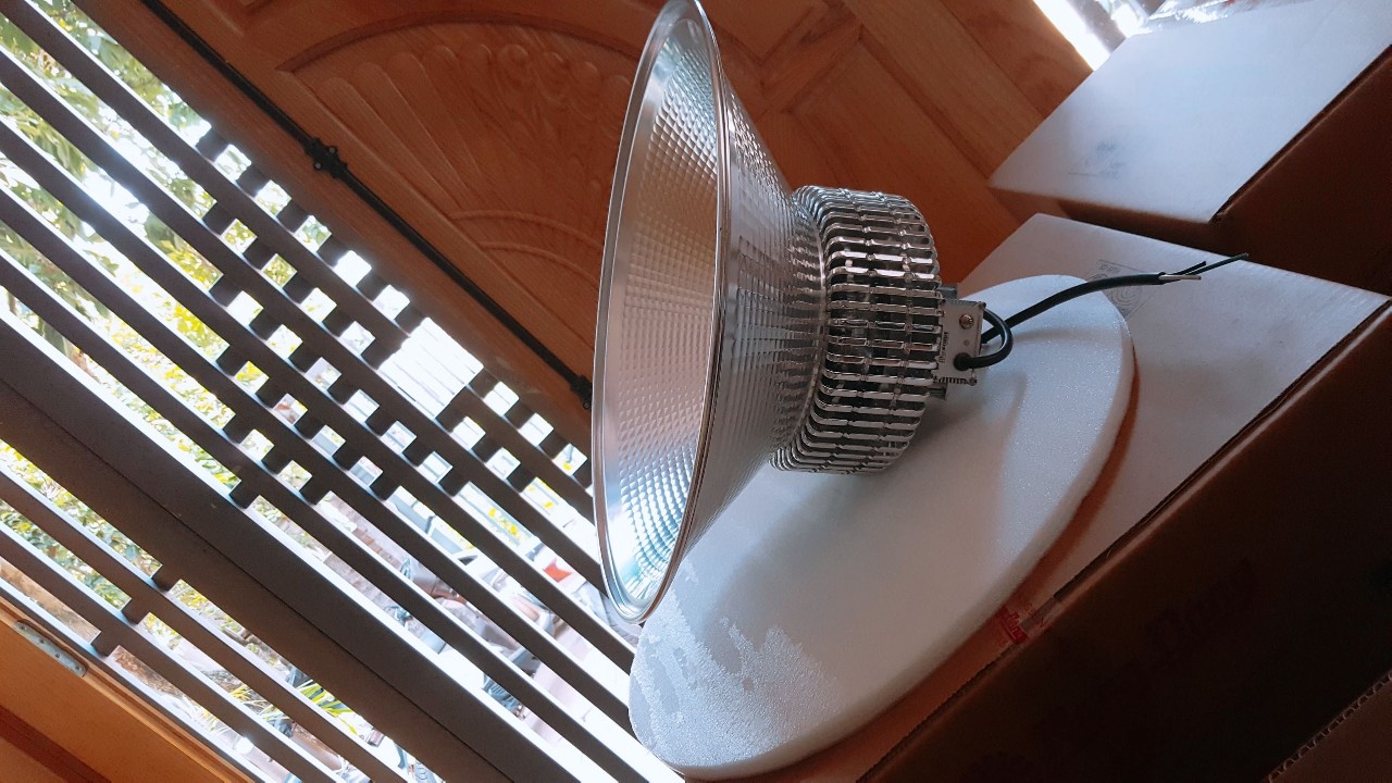 Đèn Led nhà xưởng Hightbay D HB02L 430/100W Rạng Đông