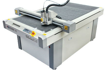 Máy cắt rập RC1509