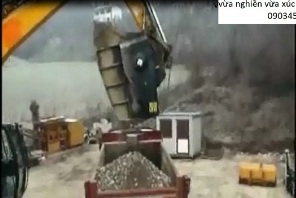 Máy nghiền kết hợp xúc