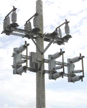 Dao cách ly 3P-630A-24KV; 35KV Ngoài trời (Cách điện sứ)