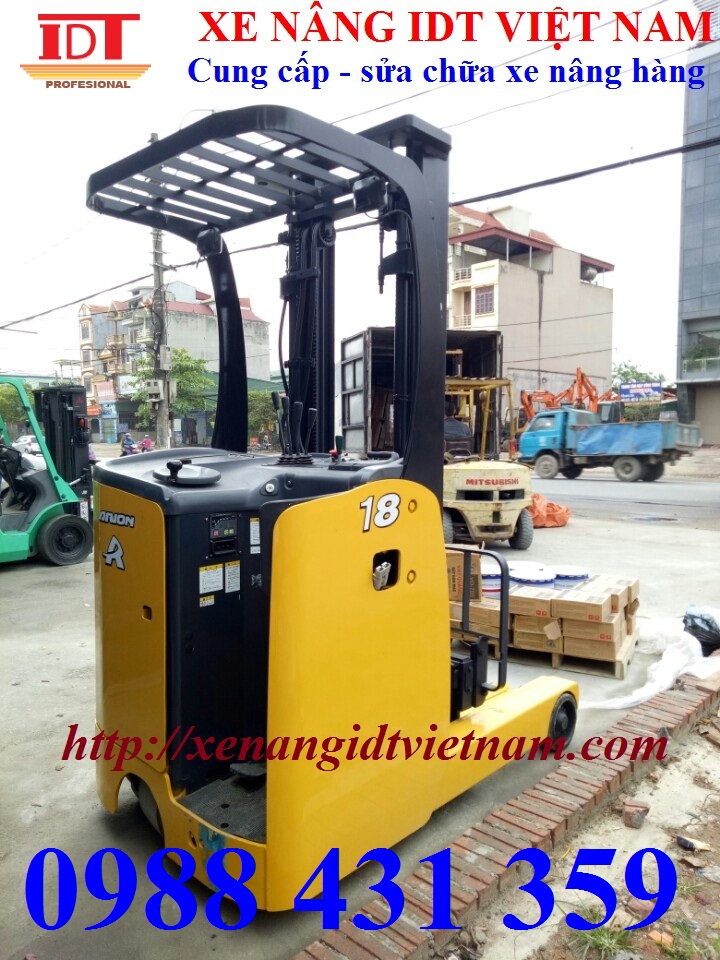 Xe nâng điện đứng lái Komatsu 1.8 tấn