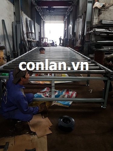 băng tải con lăn