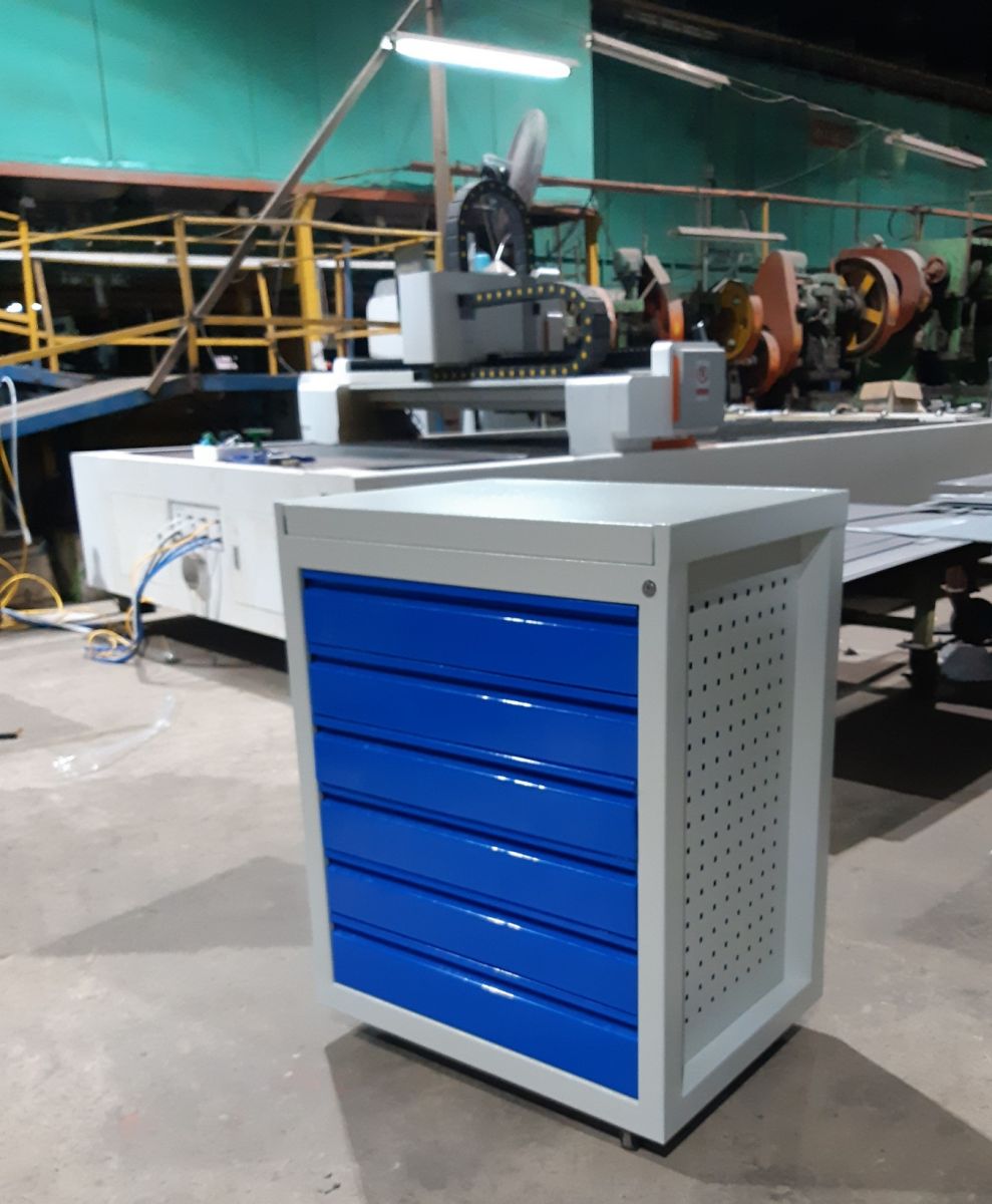 Tủ đựng đồ nghề sửa chữa