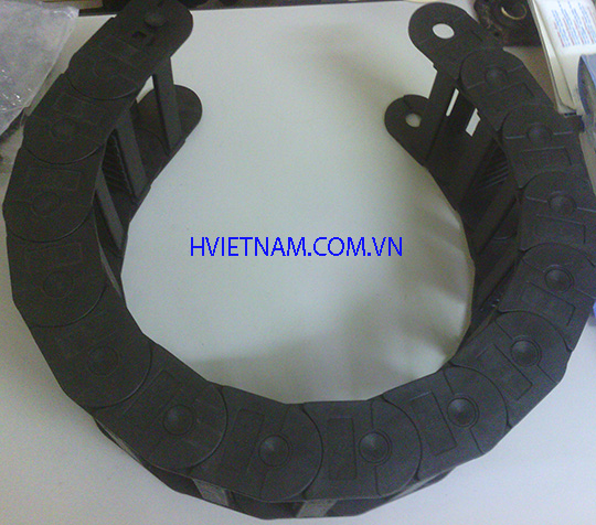 Xích nhựa cuốn cáp