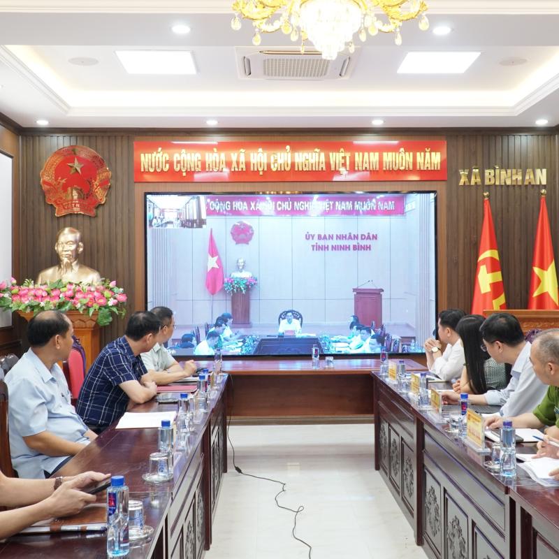 Xã Bình An tham dự hội nghị kiểm tra tiến độ công tác đo đạc, lập bản đồ, hồ sơ địa chính và hoàn thiện cơ sở dữ liệu (CSDL) quốc gia về đất đai.