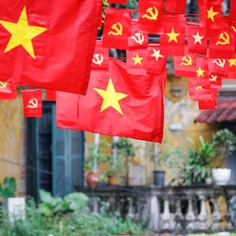Tặng quà của Đảng, Nhà nước nhân dịp chào mừng Đại hội XIV của Đảng và Tết Nguyên đán Bính Ngọ năm 2026