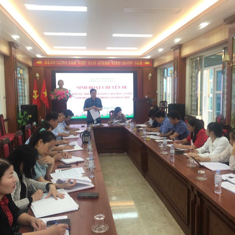Chi bộ các cơ quan Đảng xã Bình Giang tổ chức sinh hoạt chuyên đề thực hiện Chỉ thị số 50-CT/TW