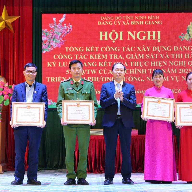 Đảng bộ xã Bình Giang tổ chức hội nghị tổng kết nhiệm vụ chính trị năm 2025 đề ra phương hướng nhiệm vụ năm 2026