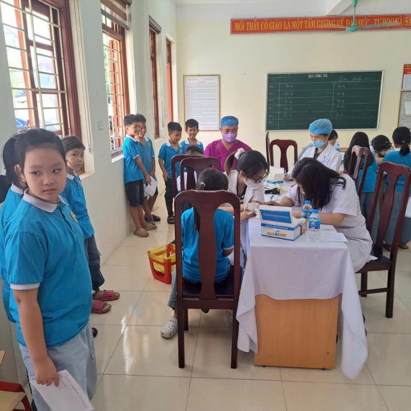 Khám Sức Khỏe Răng Miệng Cho Học Sinh Trường Tiểu Học Bồ Đề, xã Bình Giang