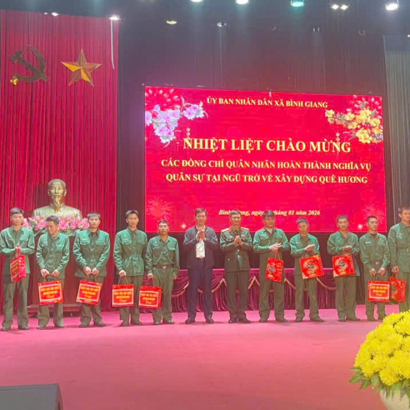 Xã Bình Giang tổ chức đón nhận các đồng chí quân nhân hoàn thành hoàn thành nghĩa vụ quân sự tại ngũ trở về địa phương