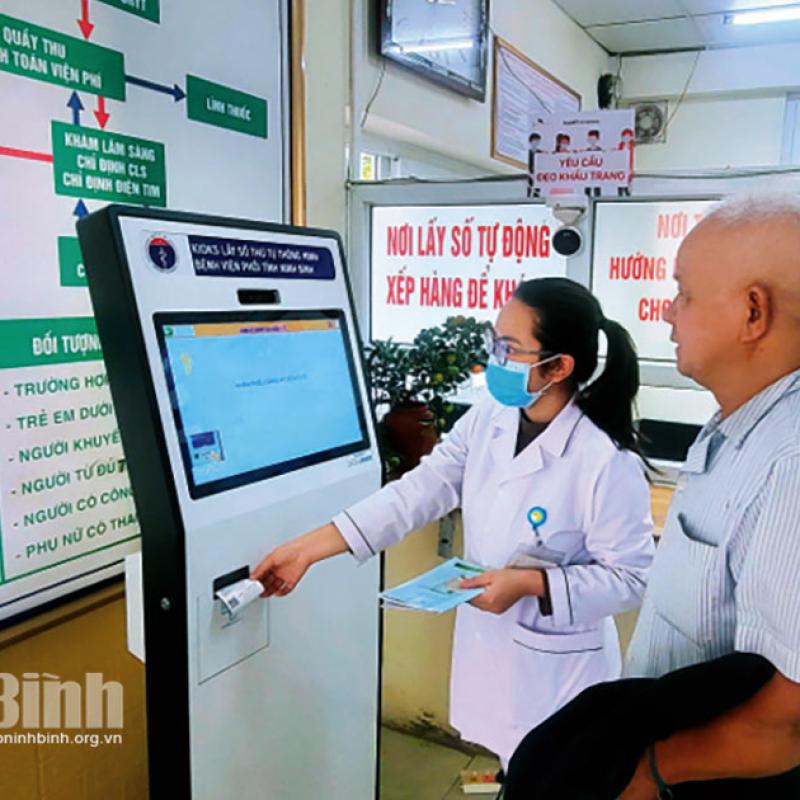 Thực hiện bảo hiểm y tế toàn dân theo tinh thần Chỉ thị 52 của Ban Bí thư