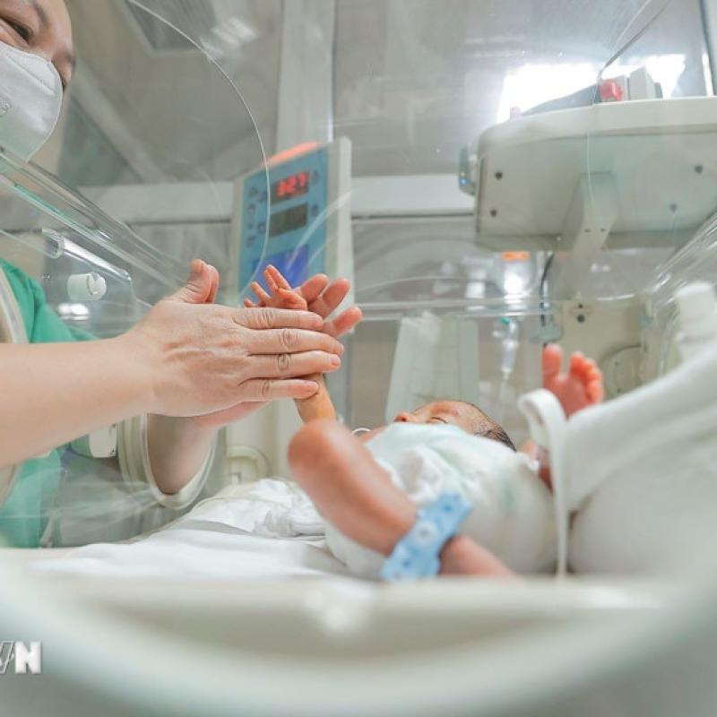 Đề xuất hỗ trợ tiền cho phụ nữ sinh đủ 2 con trước 35 tuổi