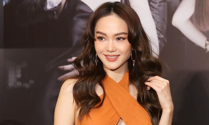Đồng chí Trần Văn Thành, Phó Bí thư Thường trực Đảng ủy xã Bình Lục thăm, tặng quà dịp Tết Nguyên đán Bính Ngọ năm 2026