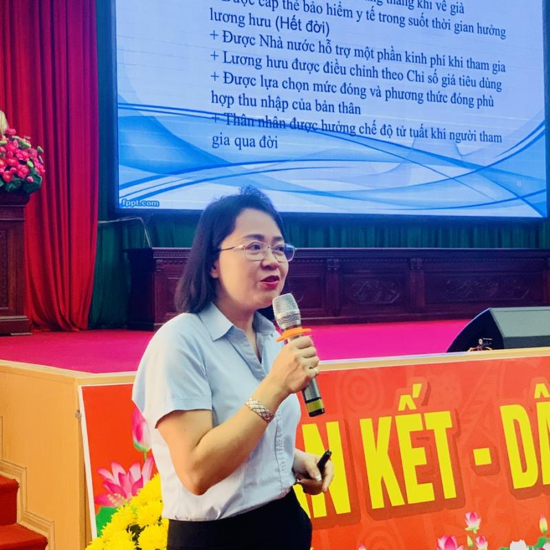 Bảo hiểm xã hội cơ sở Bình Lục tuyên truyền chính sách BHXH tự nguyện, BHYT hộ gia đình