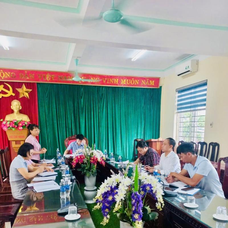Thường trực HĐND xã Bình Lục giao ban tháng 4