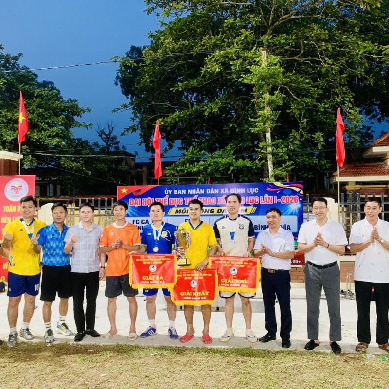 Xã Bình Lục tổ chức thành công giải bóng đá nam năm 2026