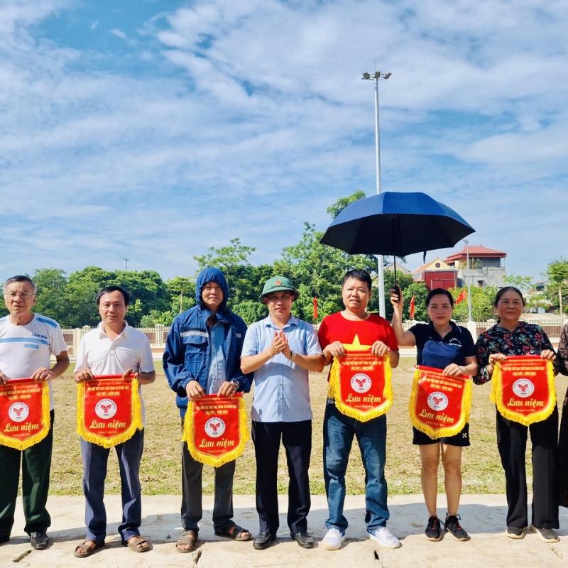 Sôi nổi giải kéo co - Đại hội TDTT xã Bình Lục lần thứ Nhất năm 2026: