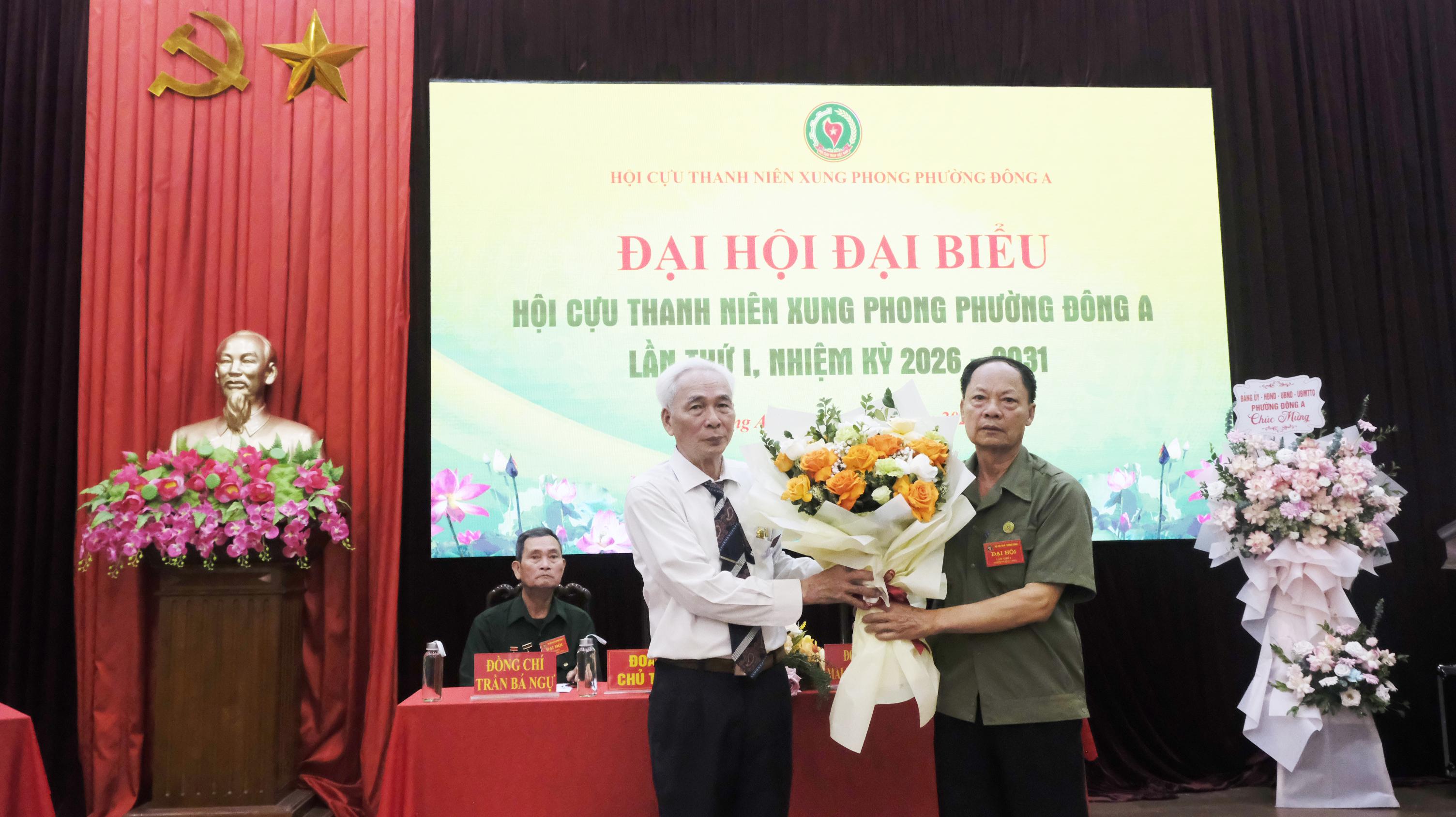 anh 12