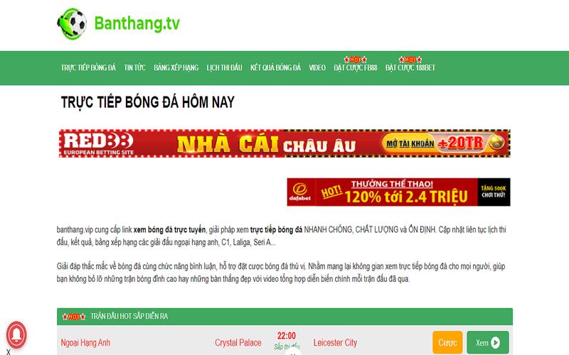 Đoàn đại biểu của tỉnh dâng hương tưởng niệm Chủ tịch Hồ Chí Minh, các Anh hùng liệt sĩ nhân dịp mừng Đảng, mừng Xuân