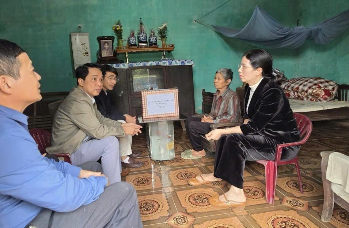 anh 12