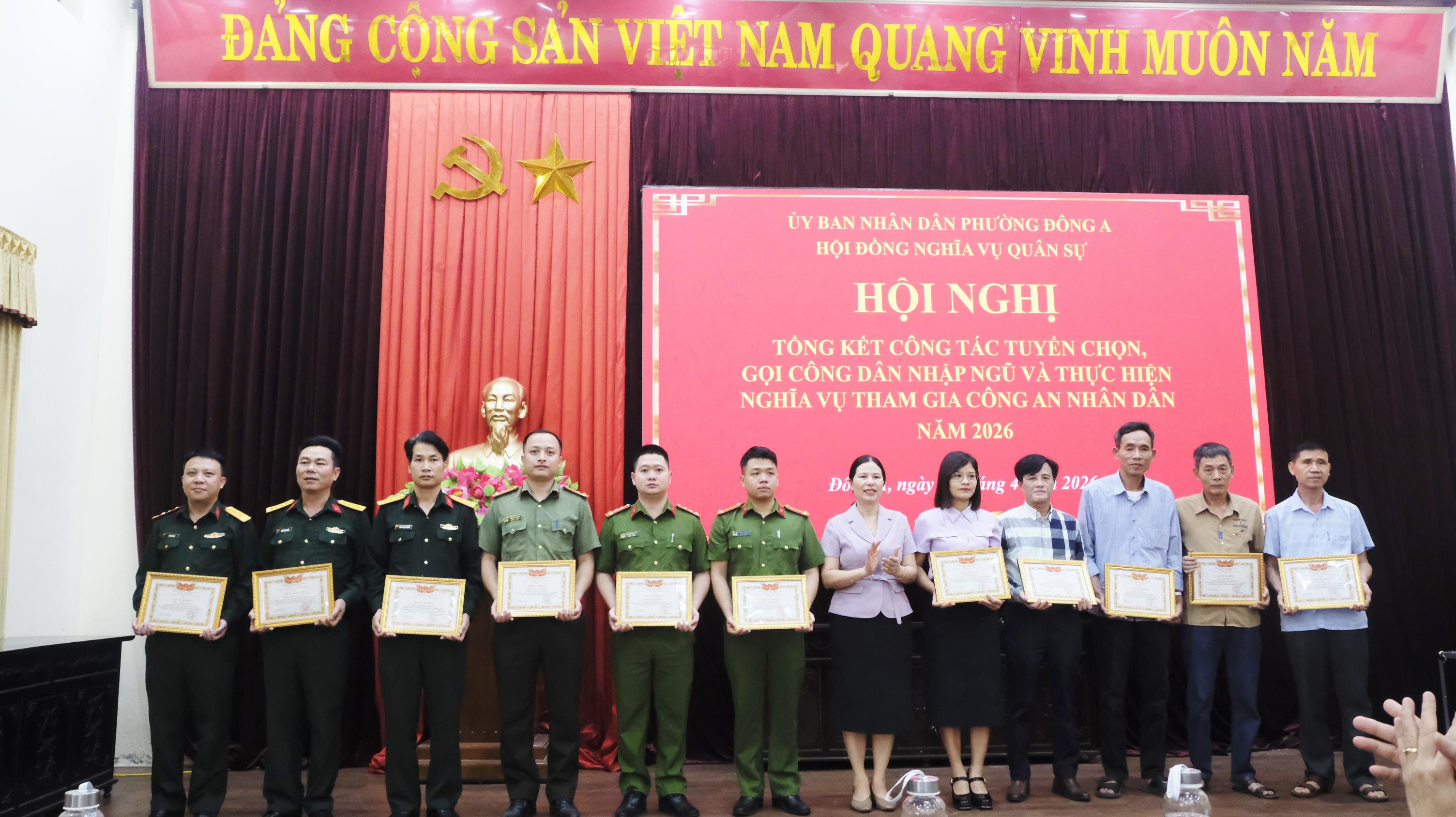 anh 10