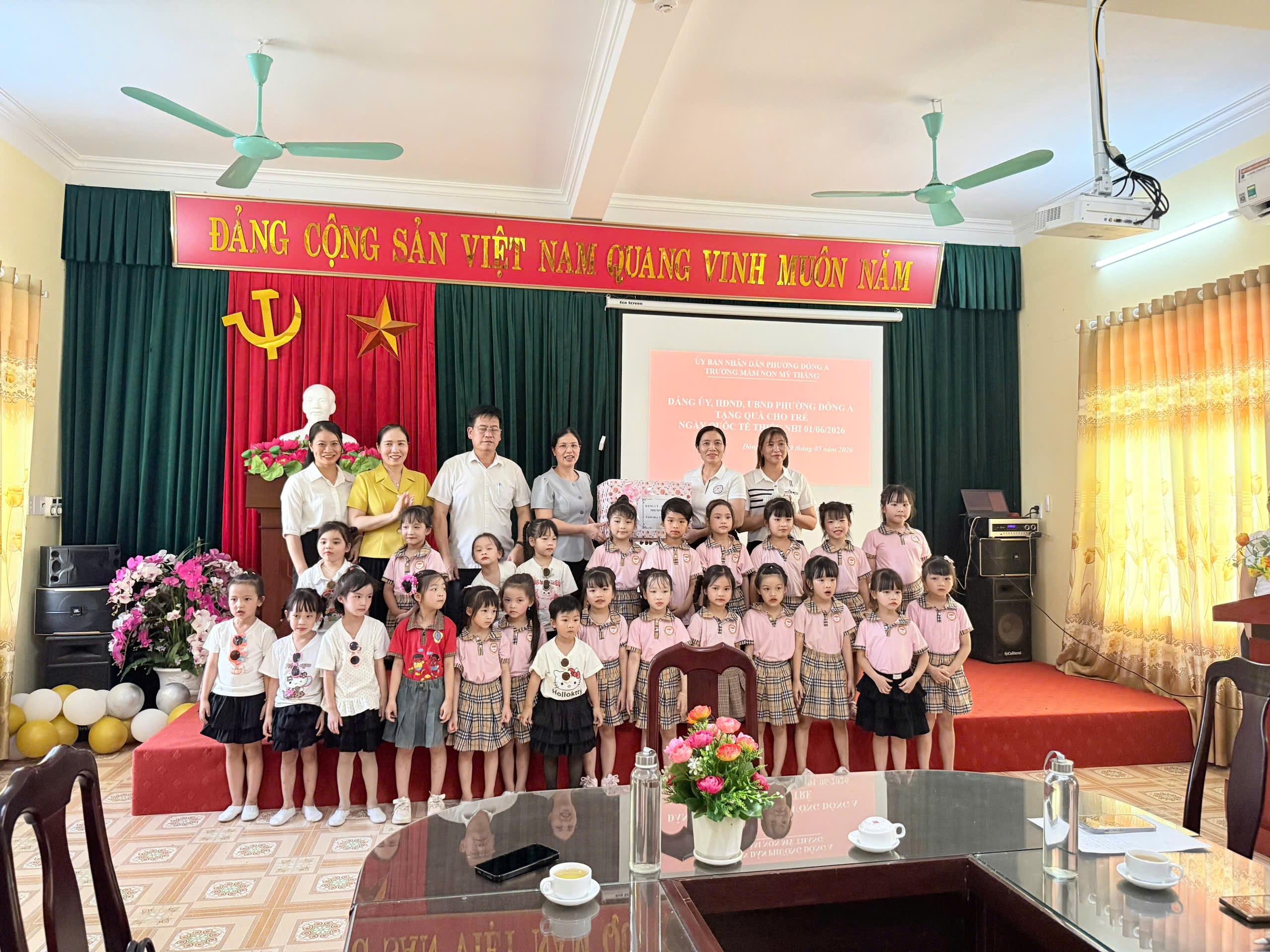anh 28