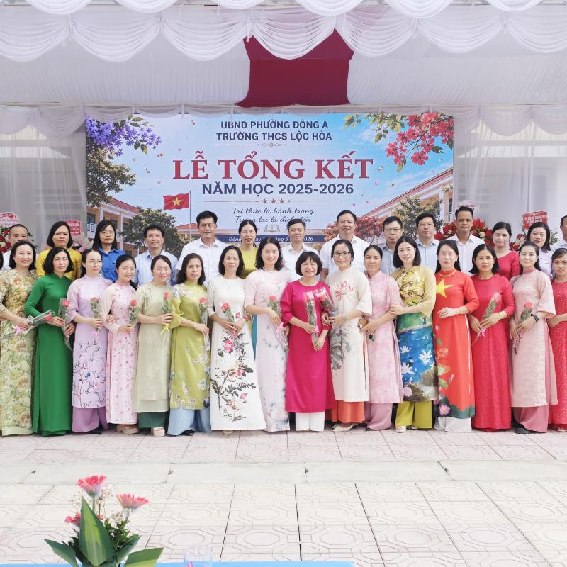 Trường THCS Lộc Hòa tổ chức Lễ tổng kết năm học 2025-2026, tri ân học sinh lớp 9 và bàn giao học sinh về sinh hoạt hè tại địa phương