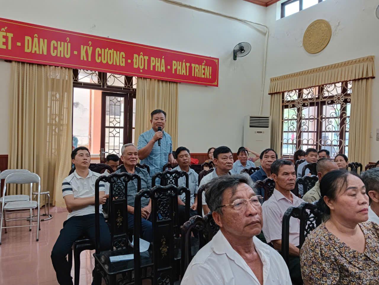Ảnh đại biểu phát biểu 2