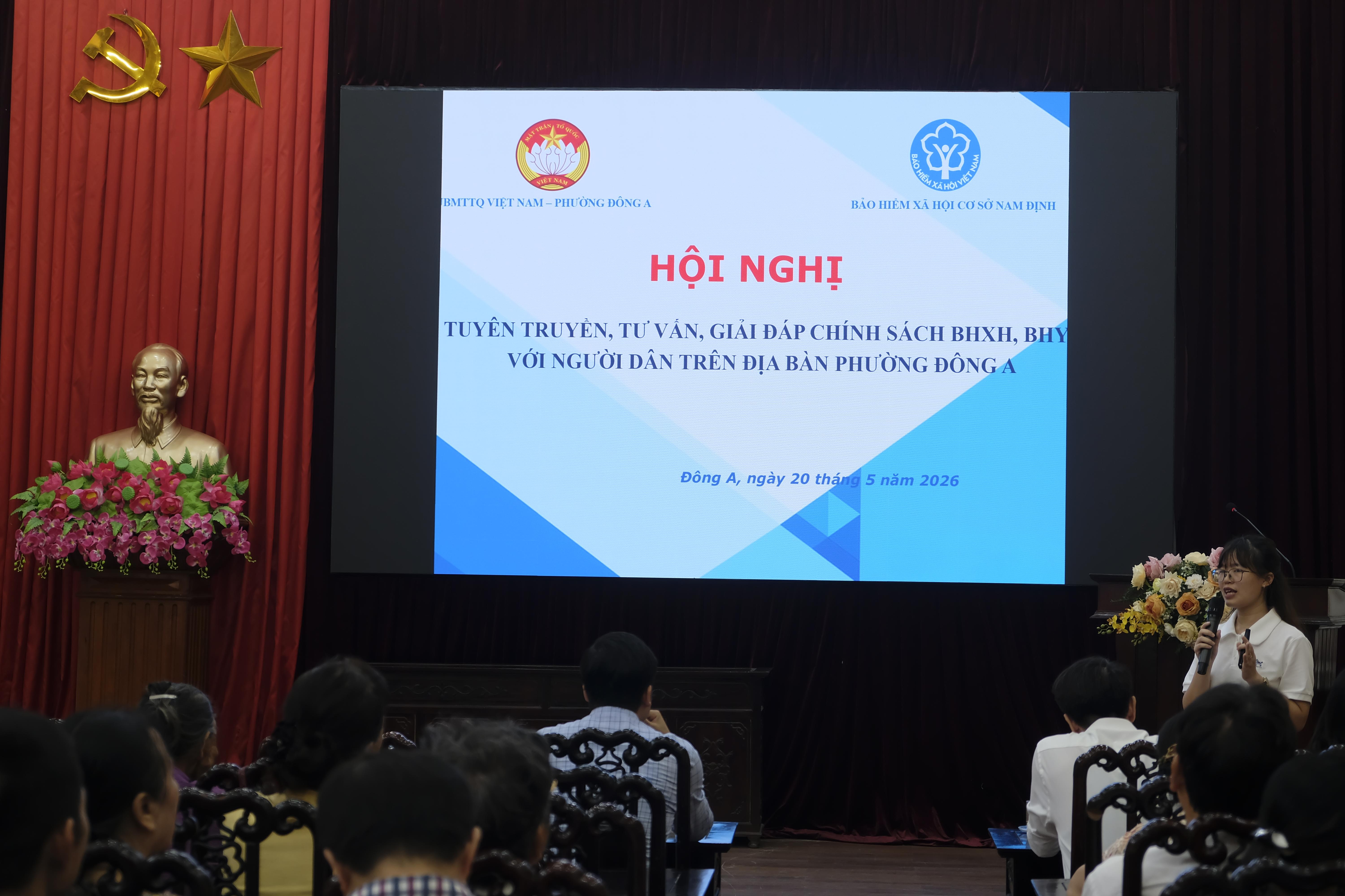 Đại biểu phát biểu (BHXH)