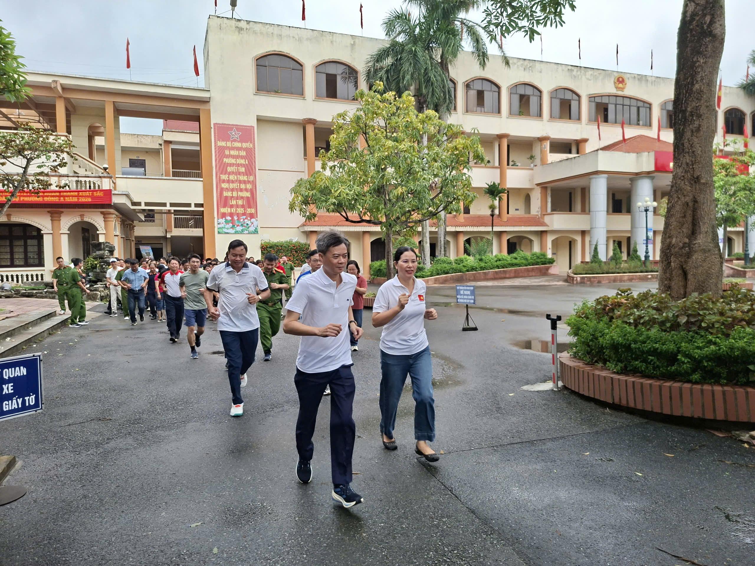 Ảnh đồng chí  Nguyễn Xuân Hồng