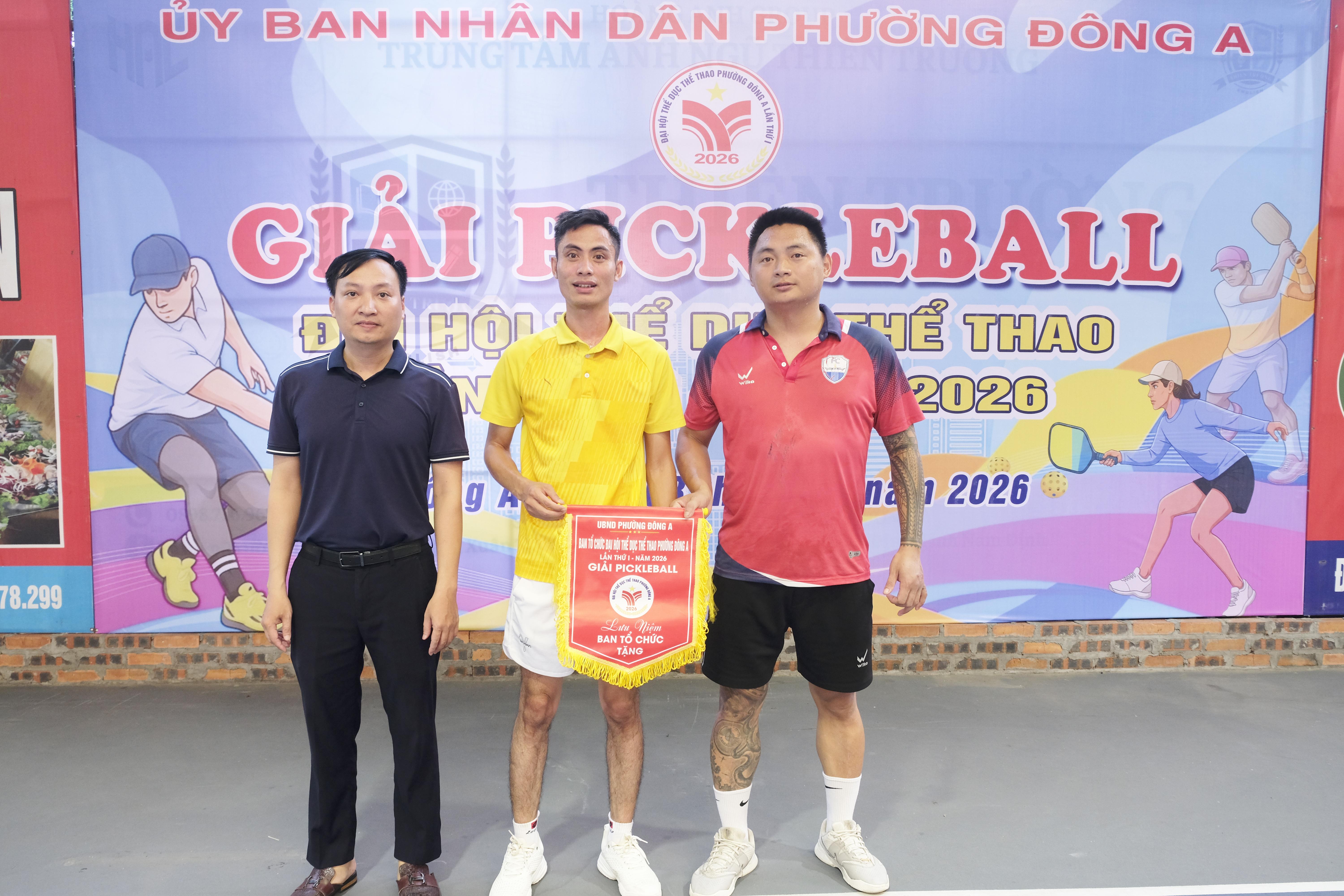 cờ lưu niệm 3
