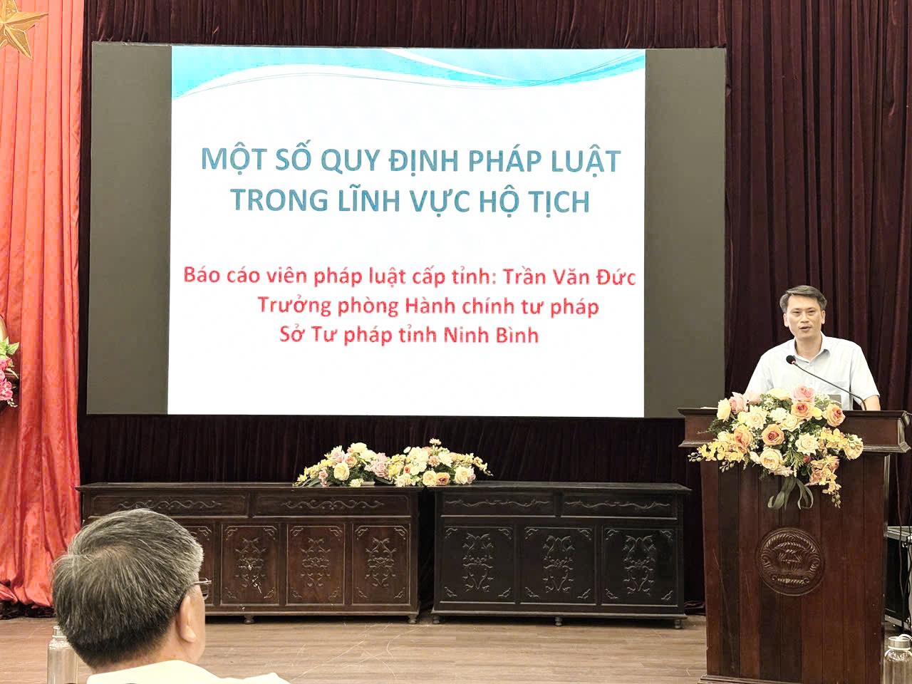 Báo cáo viên 2 - Báo cáo viên đồng chí Trần Văn Đức