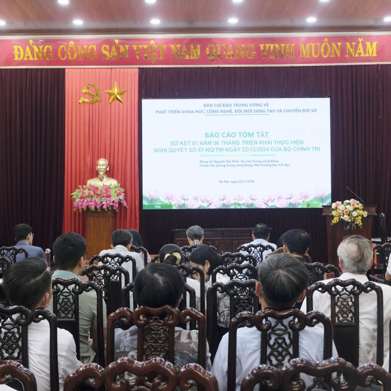 Phường Đông A tham dự Hội nghị toàn quốc sơ kết 1 năm 6 tháng thực hiện Nghị quyết số 57-NQ/TW của Bộ Chính trị
