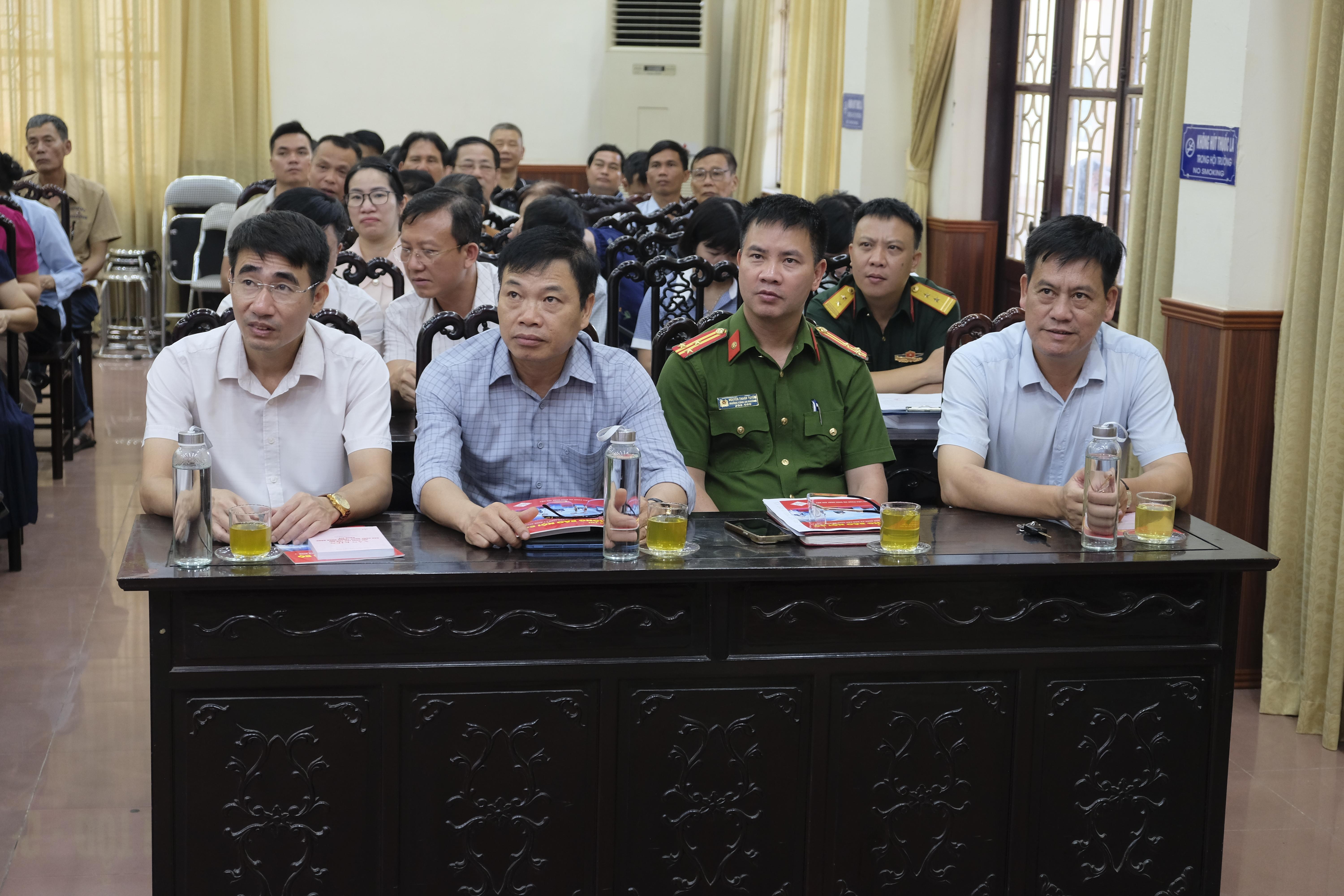 anh 18