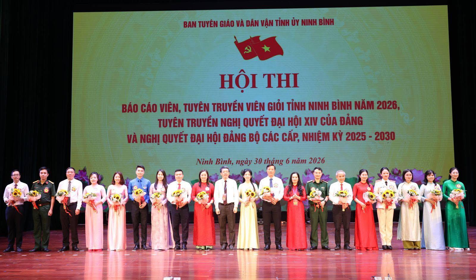 anh 1 hoi thi BCV