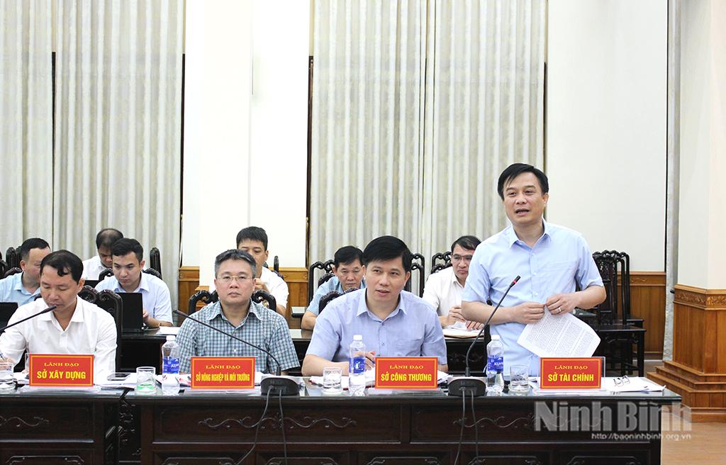 lanh-dao-ubnd-tinh-lam-viec-voi-cac-xa-phuong-ve-v-2.jpg