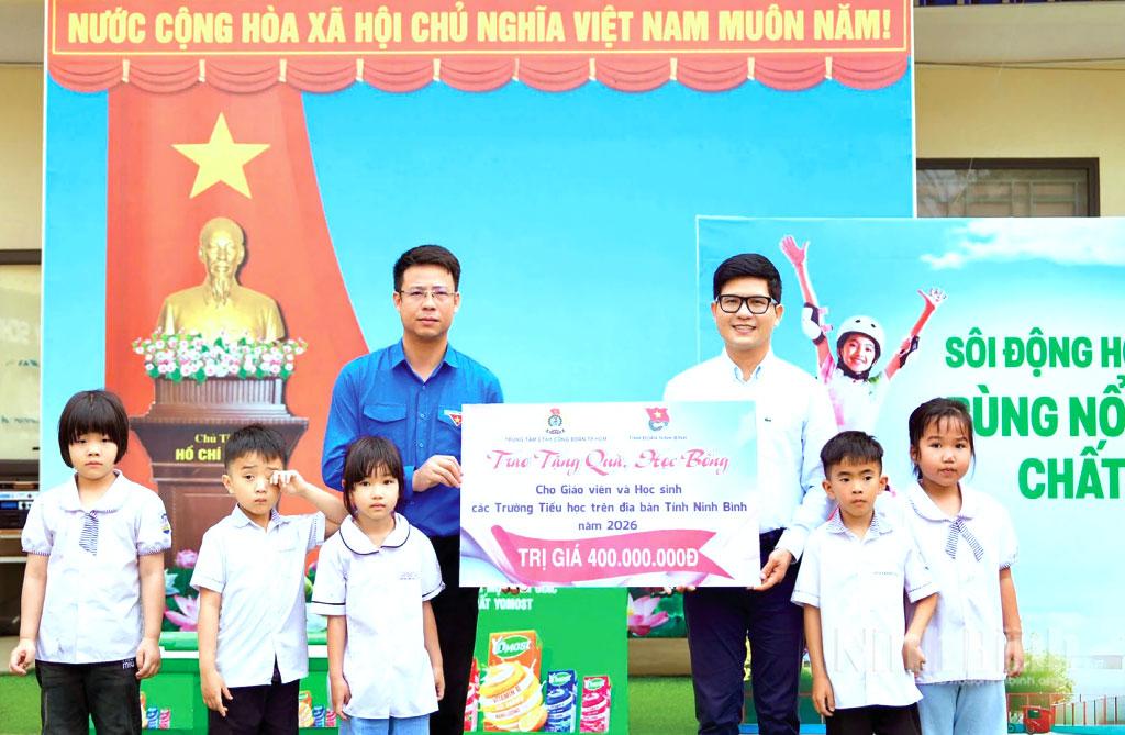 Phát huy vai trò của tổ chức Đội trong bảo vệ, chăm sóc, giáo dục trẻ em