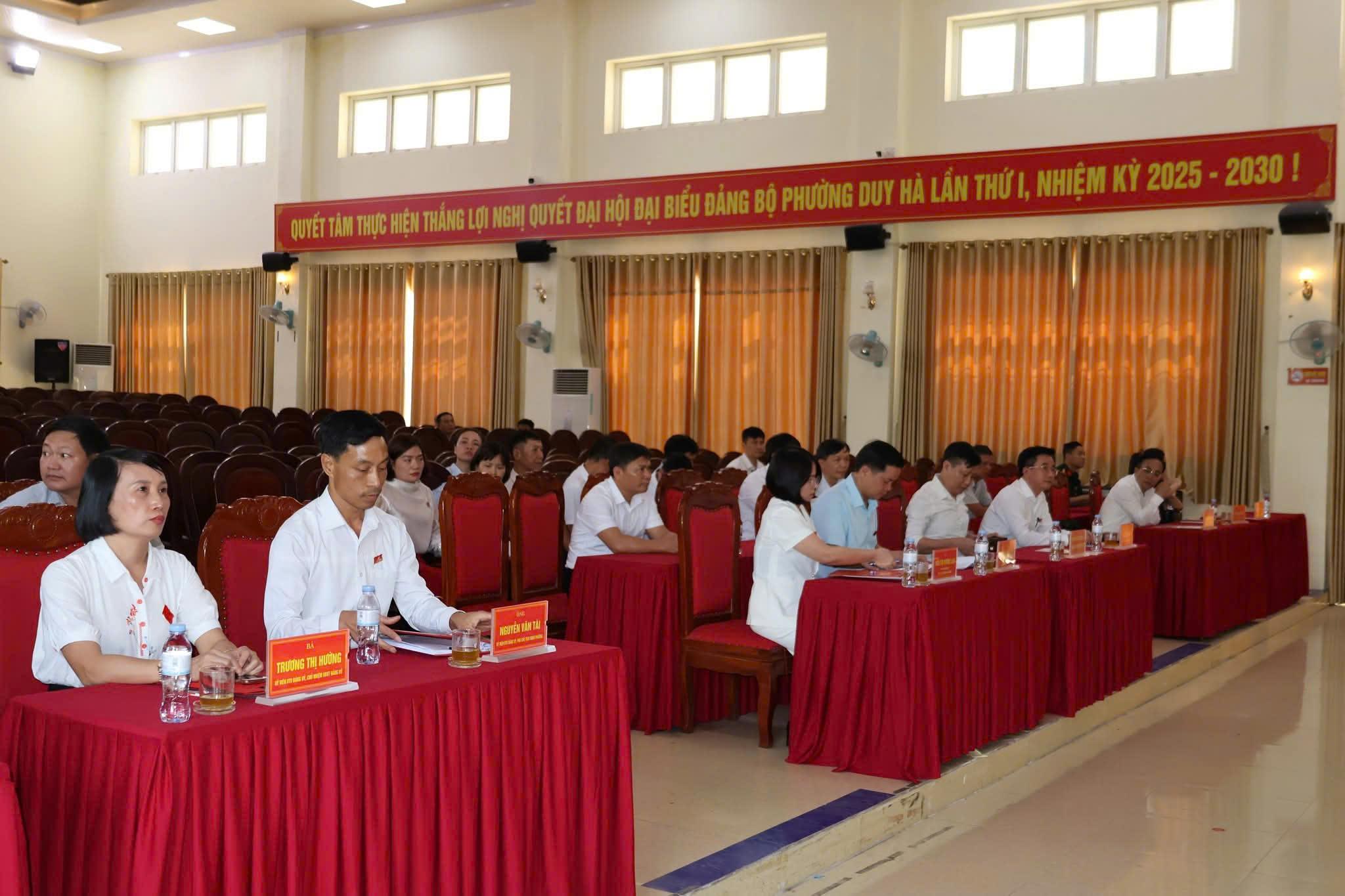 dai-bieu-ve-du-hoi-nghi-1779068831-468821.jpg