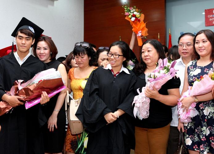 NIỀM VUI NGÀY HỘI ĐẠI ĐOÀN KẾT TOÀN DÂN TỘC