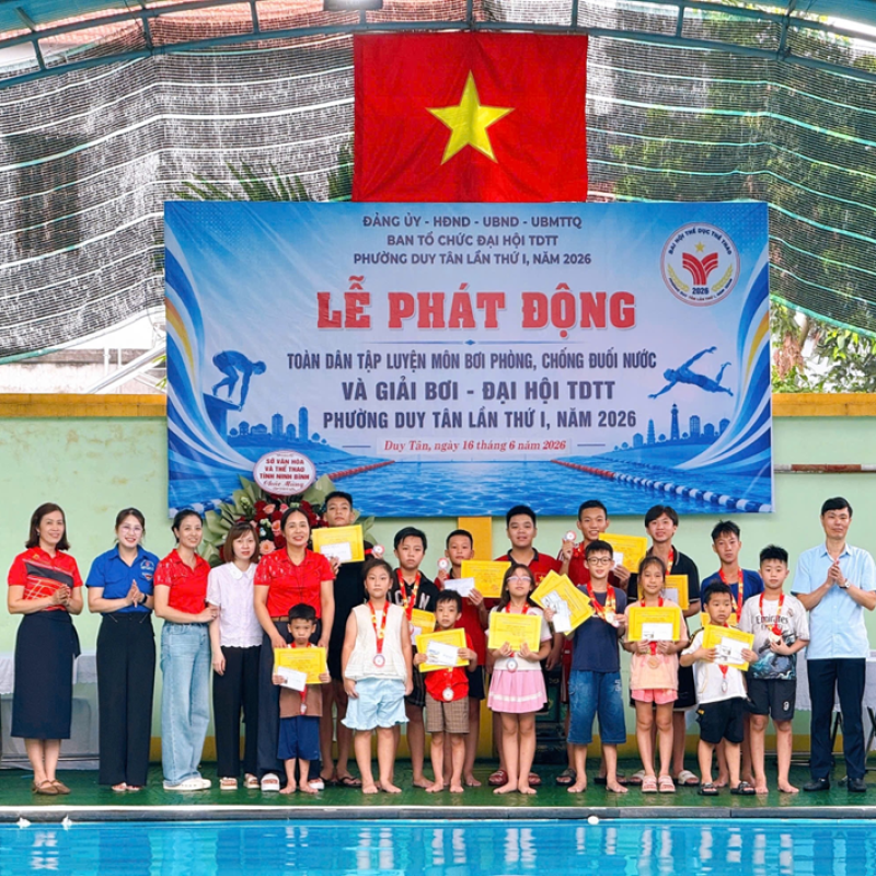 PHƯỜNG DUY TÂN TỔ CHỨC LỄ PHÁT ĐỘNG TOÀN DÂN TẬP LUYỆN MÔN BƠI PHÒNG, CHỐNG ĐUỐI NƯỚC GẮN VỚI GIẢI BƠI NĂM 2026