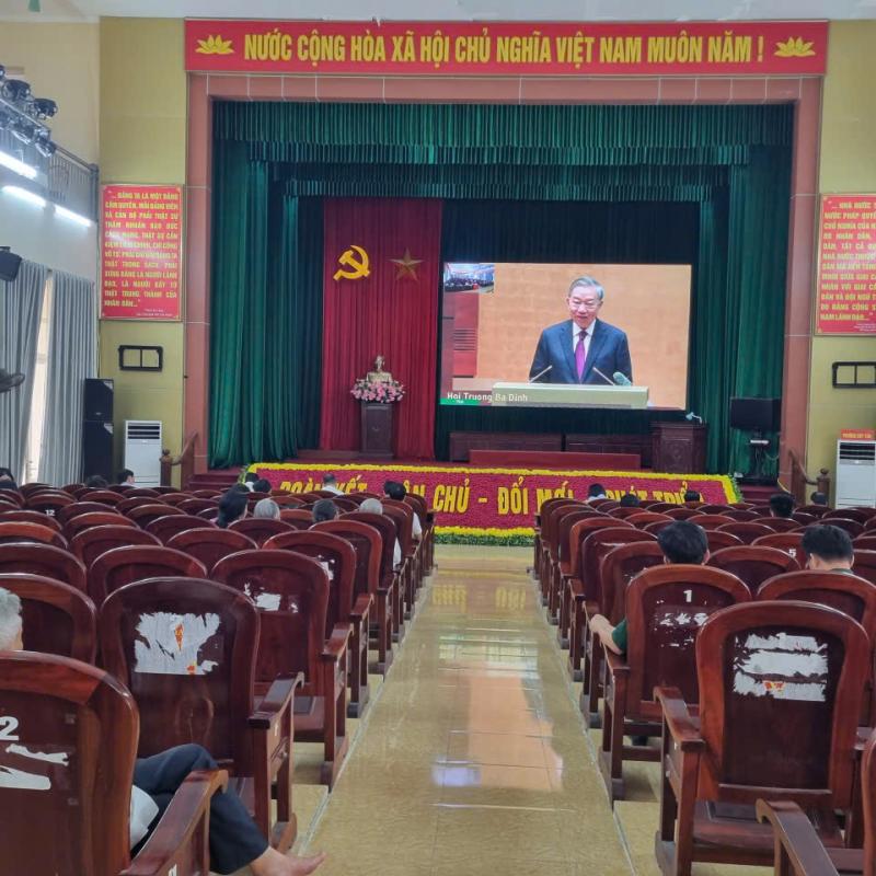 Đảng bộ phường Duy Tân: Tham gia Hội nghị toàn quốc nghiên cứu, học tập, quán triệt và triển khai thực hiện Nghị quyết Hội nghị lần thư Hai, Ban chấp hành Trung ương Đảng khóa XIV